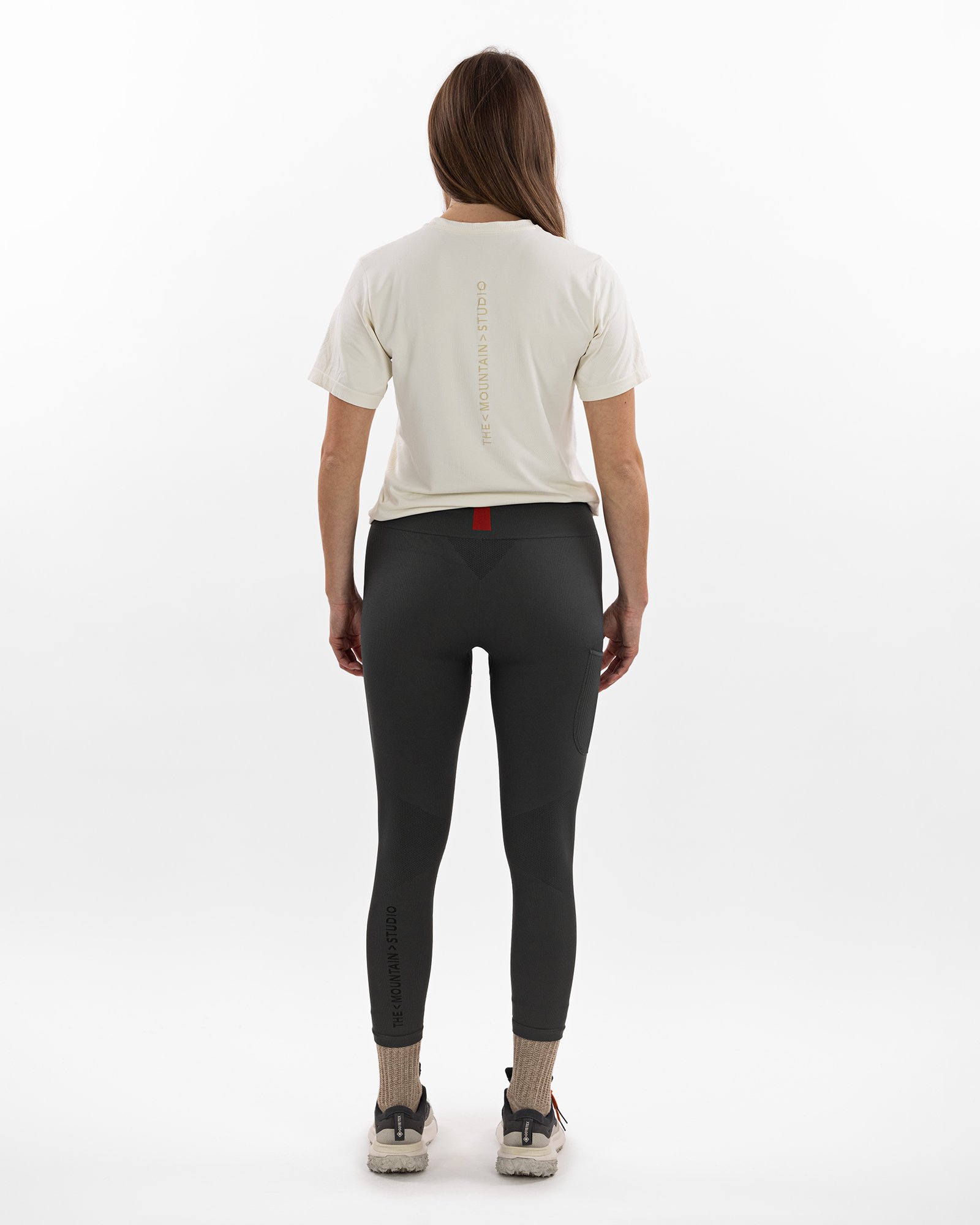 THE MOUNTAIN STUDIO - TECH T-SHIRT W